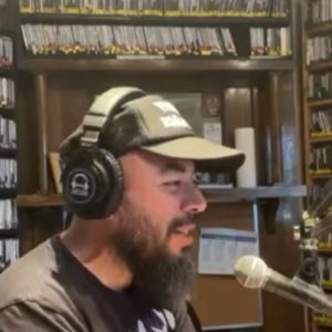 Entérate en esta entrevista con Guillermo y Edwin de una gran obra de títeres y teatro político