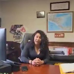 Lucy nos trae recursos importante desde Morganton – Manos de esperanza