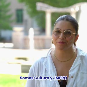 Alejandra – fundadora de Somos Cultura— nos enseña 5 ejercicios básicos de Pilates